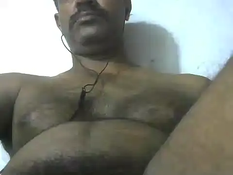 Snapshot of dickrus0077 chatting on October 26, 2025, 3:29 pm dickrus0077 online show from October 26, 2025, 3:29 pm