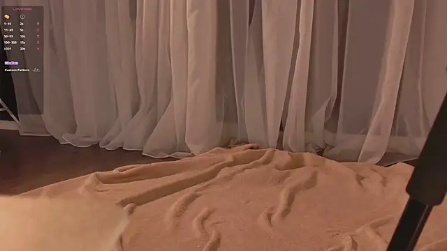 Snapshot of SunnyRisha chatting on February 18, 2026, 5:25 am SunnyRisha online show from February 18, 2026, 5:25 am