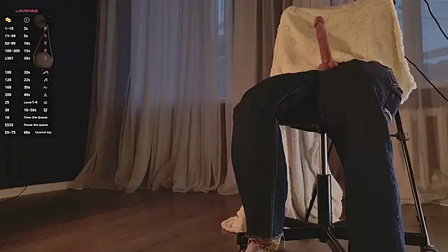 Snapshot of SunnyRisha chatting on February 27, 2026, 5:40 am SunnyRisha online show from February 27, 2026, 5:40 am