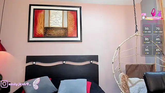 Snapshot of _EmilyJireh_ chatting on February 1, 2026, 11:42 am EmilyJireh online show from February 1, 2026, 11:42 am