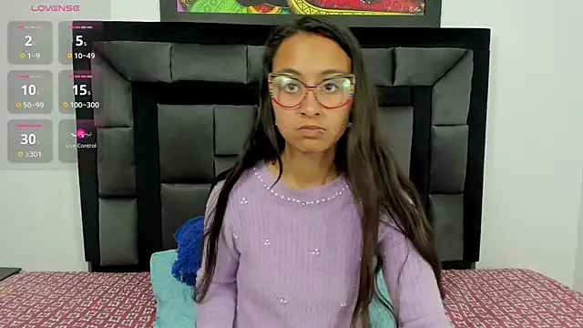 tatiana valencia online show from January 4, 2025, 4:00 pm