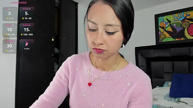 tatiana valencia online show from March 1, 2025, 6:54 pm