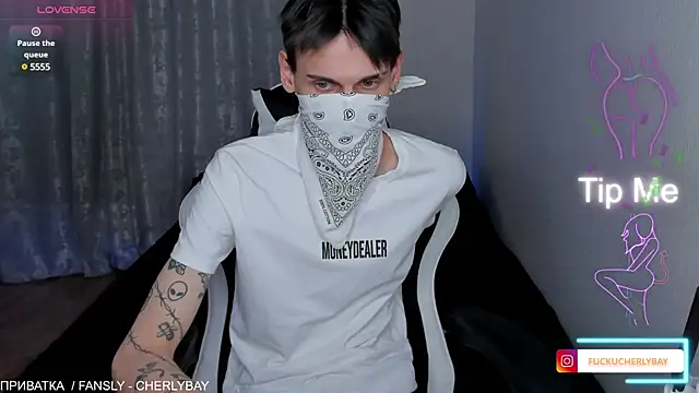 CHERLYBAY online show from February 28, 2025, 3:04 am