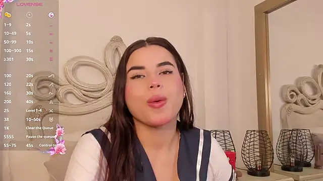 Victoria vallejo  online show from March 7, 2025, 3:18 pm