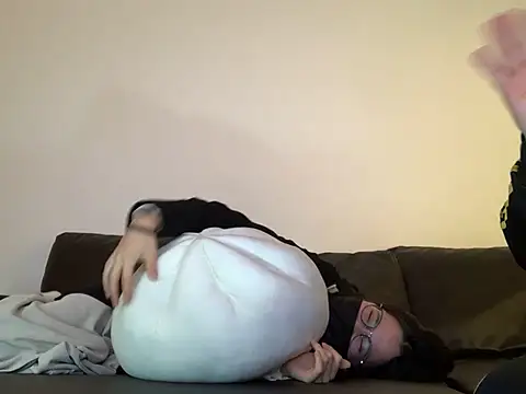 Angels1-2-3-4-5 online show from January 12, 2025, 8:36 am