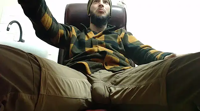 hardbigcock16 online show from December 7, 2024, 7:38 am