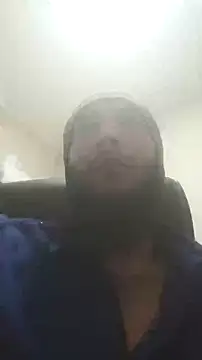 Snapshot of hardbigcock16 chatting on February 18, 2025, 9:32 am hardbigcock16 online show from February 18, 2025, 9:32 am