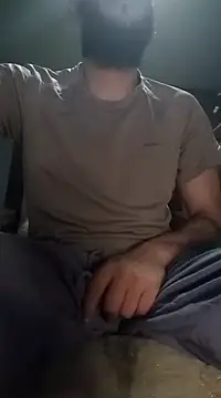 Snapshot of hardbigcock16 chatting on February 18, 2025, 4:16 pm hardbigcock16 online show from February 18, 2025, 4:16 pm