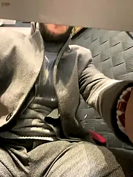 Snapshot of hardbigcock16 chatting on January 6, 2026, 8:40 am hardbigcock16 online show from January 6, 2026, 8:40 am