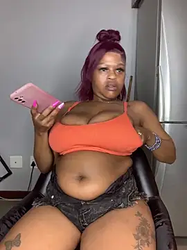 Snapshot of Boobylicious_BB chatting on January 18, 2026, 8:01 pm Boobylicious BB online show from January 18, 2026, 8:01 pm