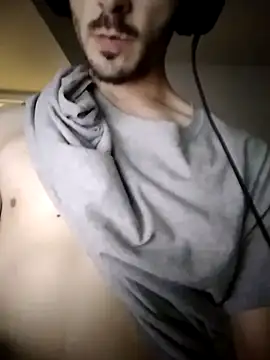 helloongg online show from October 30, 2025, 5:35 pm