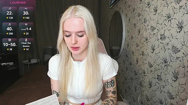 Snapshot of Healing__girl chatting on January 12, 2025, 9:40 am Healing  girl online show from January 12, 2025, 9:40 am