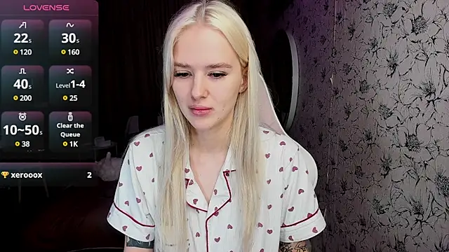 Snapshot of Healing__girl chatting on January 26, 2025, 1:15 pm Healing  girl online show from January 26, 2025, 1:15 pm