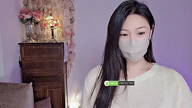 L-Moonlight online show from December 2, 2024, 2:31 am
