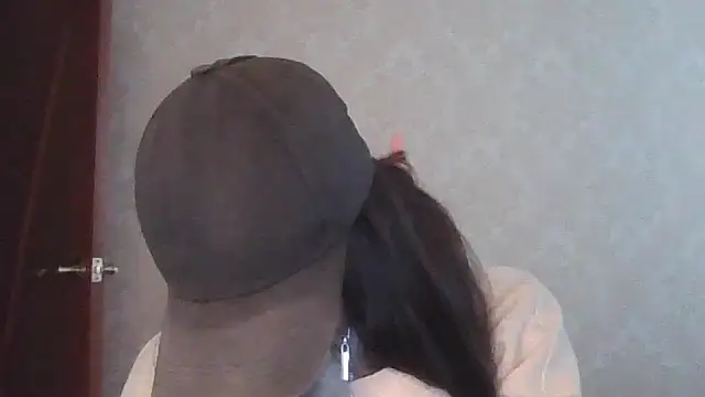 Snapshot of Kashtanka_ chatting on April 19, 2026, 9:52 am Kashtanka online show from April 19, 2026, 9:52 am