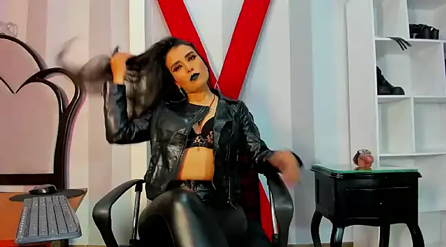 MeliizaQueen online show from February 25, 2025, 8:19 pm