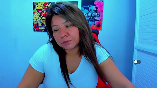 Snapshot of victoria_love89 chatting on February 10, 2026, 1:43 am victoria love89 online show from February 10, 2026, 1:43 am