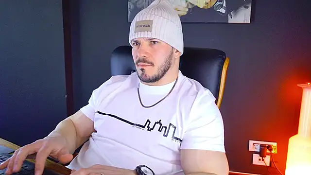 AngeloEric online show from January 29, 2025, 11:09 am