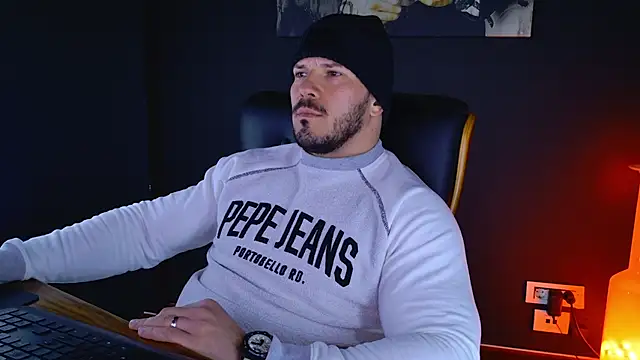 AngeloEric online show from January 31, 2025, 11:24 am