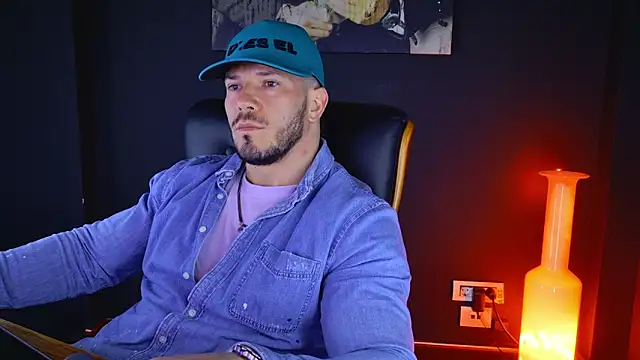 AngeloEric online show from March 17, 2025, 6:40 am