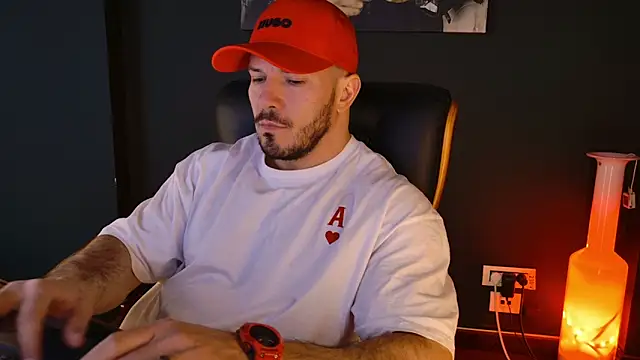 AngeloEric online show from March 1, 2026, 11:45 am