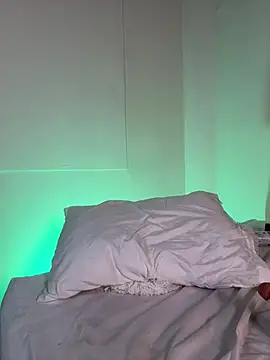 bella  honey online show from February 7, 2025, 10:41 pm