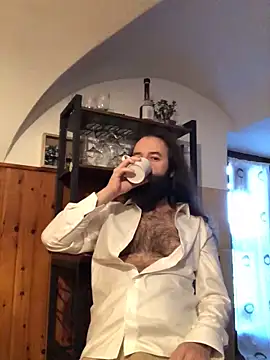 lostile8 online show from December 5, 2024, 2:44 pm