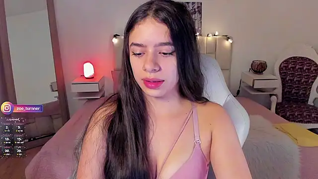 zoe turnner 18 online show from October 29, 2025, 11:34 am