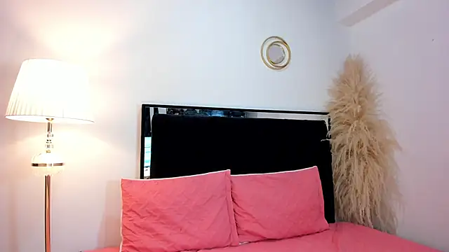 Snapshot of lilithTeen1_ chatting on March 3, 2026, 4:29 am lilithTeen1 online show from March 3, 2026, 4:29 am