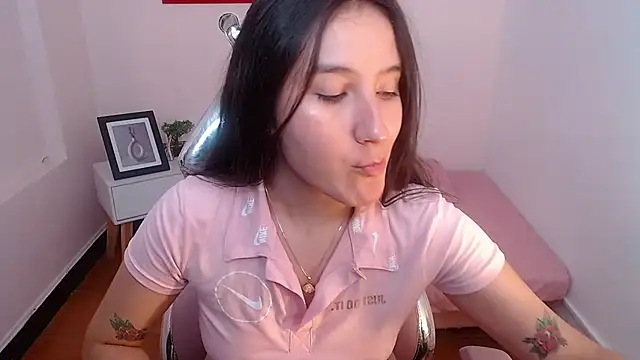 sweetyy lollipop online show from February 11, 2025, 10:39 pm