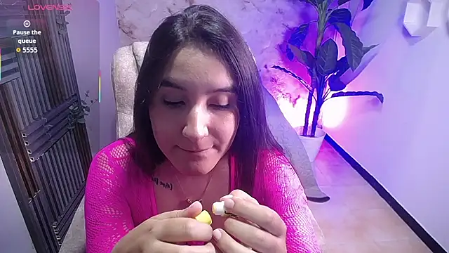 sweetyy lollipop online show from November 29, 2025, 12:19 pm