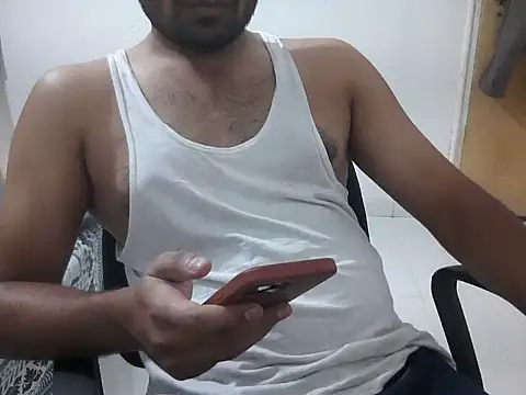 Snapshot of WildDick0007 chatting on December 29, 2024, 3:00 am WildDick0007 online show from December 29, 2024, 3:00 am