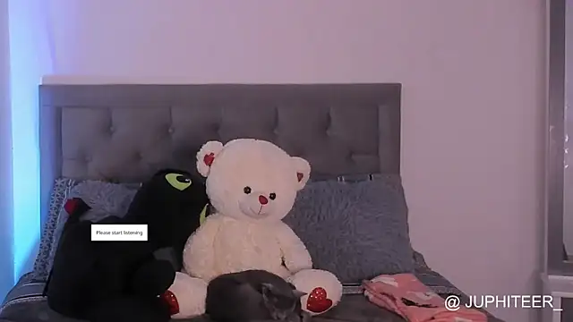 Snapshot of juphiteer chatting on October 9, 2025, 2:26 pm juphiteer online show from October 9, 2025, 2:26 pm