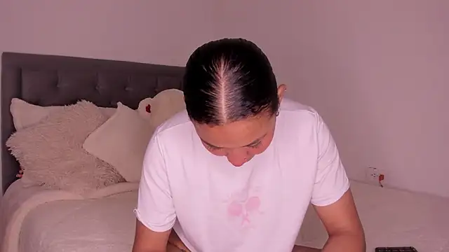 Snapshot of juphiteer chatting on December 5, 2025, 11:41 am juphiteer online show from December 5, 2025, 11:41 am