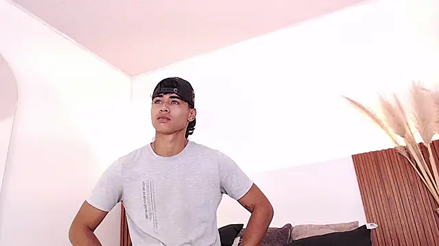 zander 2120 online show from January 26, 2025, 3:03 pm