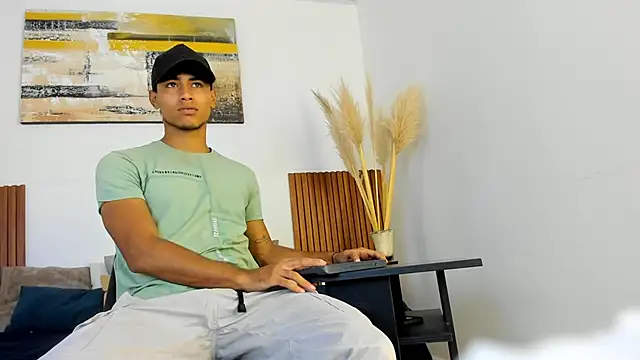 zander 2120 online show from September 10, 2025, 1:00 pm