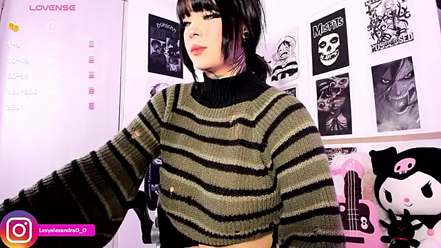 Lexyjoycce online show from April 15, 2026, 9:04 pm