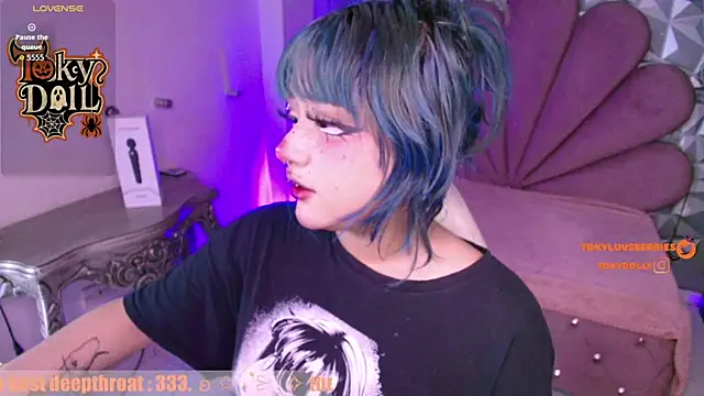 toky doll online show from October 23, 2025, 8:40 pm