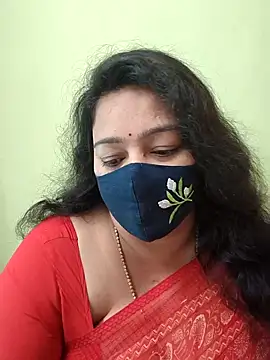 neelu-hoty online show from May 2, 2026, 9:36 am