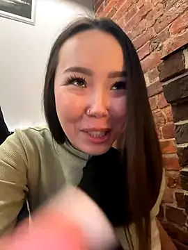 Asian Asami online show from December 1, 2024, 4:29 pm