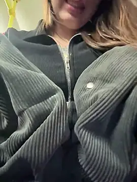 Asian Asami online show from January 10, 2025, 7:32 pm