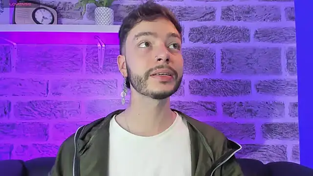 noah ricci online show from December 2, 2025, 12:10 pm