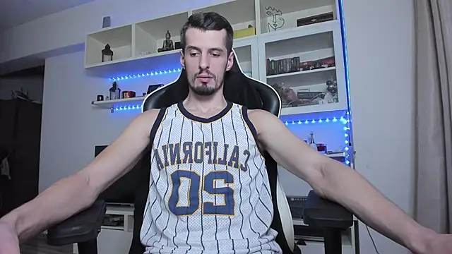 ToddClaytonn online show from November 30, 2025, 8:07 am