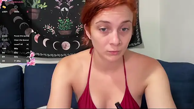 Aria Fields online show from September 29, 2025, 5:51 pm