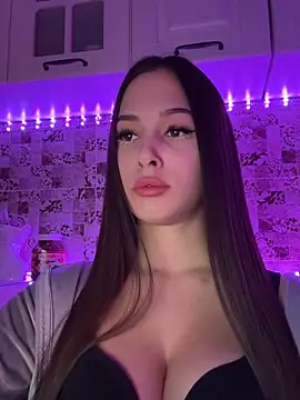 Snapshot of EricaWalls chatting on February 9, 2025, 9:06 pm EricaWalls online show from February 9, 2025, 9:06 pm