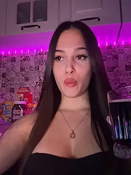 Snapshot of EricaWalls chatting on March 13, 2025, 9:05 pm EricaWalls online show from March 13, 2025, 9:05 pm