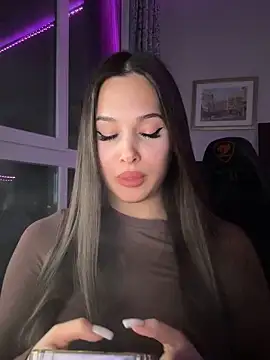 Snapshot of EricaWalls chatting on November 27, 2025, 10:01 pm EricaWalls online show from November 27, 2025, 10:01 pm