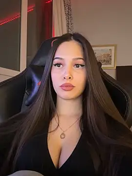 EricaWalls online show from February 8, 2026, 7:06 pm