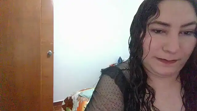 catalina boobs online show from February 16, 2026, 12:51 am