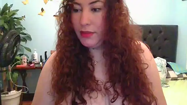 catalina boobs online show from April 12, 2026, 4:12 pm